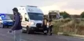 HAFİF TİCARİ ARACA ÇARPAN MOTOSİKLETTEKİ 2 GENÇ ÖLDÜ