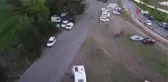 Yakaladıkları 1 buçuk metrelik dev yayın balığını suya böyle bıraktılar