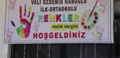 Başkale'de resim sergisi açıldı