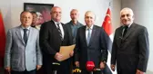 Beşiktaş Başkan Adayı Fuat Çimen listesini teslim etti