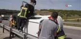 Kontrolden çıkan otomobil yan döndü... Vatandaşlar, sıkışan sürücü için seferber oldu