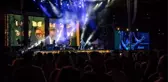 Mor ve Ötesi'nden tarihi konser! Stat doldu taştı, ünlü isimlerin mutluluktan içi içine sığmadı