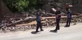 Zamana direnemeyen atıl vaziyetteki tarihi 'Gavur hamamı' yola yıkıldı