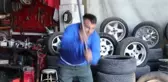 Güreş tutkunu oto lastikçi, çırakları spora kazandırıyor