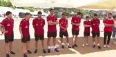 A Milli Takım oyuncuları, atık topladı