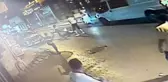 Ataşehir'de dükkana silahlı saldırı kamerada