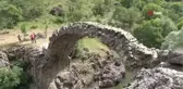 2 Bin yıllık Taş Köprü yıllara meydan okuyor