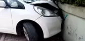 16 yaşındaki çocuk, kullandığı otomobille duvara çarpınca yakalandı