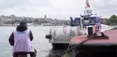 Engelliler, polis dalgıçlarla Haliç'e dalarak su altında atık topladı