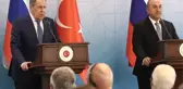 Türkiye'nin olası Suriye operasyonu sorulan Lavrov, ABD'yi hedef aldı: Oradaki bir takım örgütleri besliyorlar
