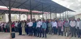 Yağmur duası sırasında bir anda bastıran yağmur çiftçiyi sevindirdi