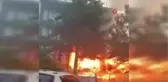 Gediz Öğretmenevi alev alev yandı, dumanlar gökyüzünü kapladı