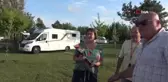 Sinop'ta sezonun ilk karavan kafilesi, çiçek ve lokumla karşılandı