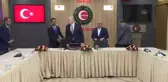 Ulaştırma ve Altyapı Bakanı Karaismailoğlu, Hak-İş Genel Başkanı Arslan'ı ziyaret etti