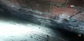 Yavru kedi 24 saat mahsur kaldığı iki duvar arasından kurtarıldı
