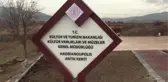 Antik kentin ziyaretçileri kazı çalışmalarını yakından görüyor