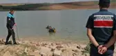 Baraj gölüne giren 3 gençten 2'sinin cansız bedeni el ele tutuşmuş halde bulundu