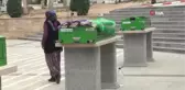 Anneye son bakış... Selde hayatını kaybeden 5 çocuk annesi toprağa verildi