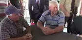 Kılıçdaroğlu, vatandaşlarla çay içip sohbet etti