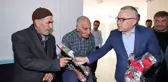 Babalar gününde huzurevine anlamlı ziyaret