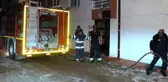 Eşini bıçaklayıp evi ateşe verdikten sonra bileklerini keserek intihar etmeye çalıştı