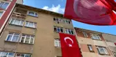 Şehit Sercan Baş'ın Kağıthane'deki baba ocağı bayraklarla donatıldı