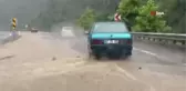 Çaydamar Deresi taşma noktasına geldi...Yoğun yağış sonrası yollar göle döndü, sürücüler zor anlar yaşadı