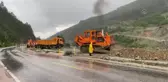 KASTAMONU - Sağanak sonrası çökme yaşanan Kastamonu-Ankara kara yolunda çalışma yapılıyor