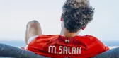 Salah, Liverpool'da kaldı! Yıldız futbolcu sözleşmesini 2025 yılına kadar uzattı