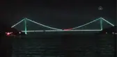 İstanbul'da köprüler Denizcilik ve Kabotaj Bayramı için aydınlatıldı