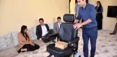 Yıllardır evlerinden çıkamayan engelli kızların isteği yerine getirildi