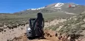 Dağcılar için Süphan Dağı'nda yol açma çalışması