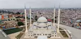 Gana Milli Camisi ve Külliyesi Ganalı Müslümanlara ev sahipliği yapıyor