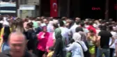 (Havadan görüntüyle) EMİNÖNÜ'NDE VAPUR SIRASI YOĞUNLUĞU
