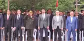 Son dakika haberi: KIRIKKALE - İç Anadolu'da 15 Temmuz dolayısıyla şehitlikler ziyaret edildi