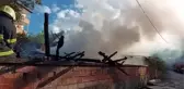 Bir evin depo ve samanlığı yandı