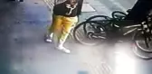 Harçlıklarını biriktirerek aldığı bisikleti saniyeler içinde böyle çalındı
