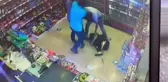 Ataşehir'de görme engelli vatandaşa bakkalda tekme tokatlı saldırı