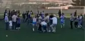 Maç bitti yeşil saha karıştı!