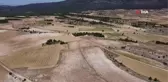 Taşlık ve kıraç alanı değerlendirip lavanta bahçesine dönüştürdü
