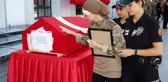Özel harekat polisine en acı veda! Yaralı eşi bir an olsun cenazenin yanından ayrılmadı