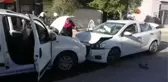 Son dakika haber: İki otomobil kafa kafaya çarpıştı: 5 yaralı