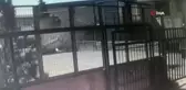 Tuzla'da kontrolden çıkman otomobil park halindeki araca çarpıp takla attı