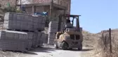 Mardin'in kırsal mahallelerinde kilitli parke taşı çalışması