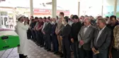 Pompalı tüfekle kendini vurduğu iddia edilen öğretim görevlisi son yolculuğuna uğurlandı
