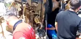 Tırla kamyonun çarpıştığı kazada 3 kişi yaralandı