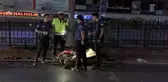 Son dakika haber... Fatih'te otomobille motosiklet çarpıştı: 1 ölü, 1 yaralı