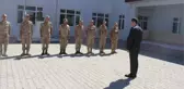 AK Partili il başkanı, ziyarette bulunduğu jandarma karakolunda askeri törenle karşılandı