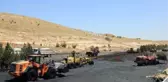 ATIK HAVUZUNUN ÇAMUR DERYASINA DÖNÜŞTÜRDÜĞÜ OTOYOL TEMİZLENİYOR - YENİDEN