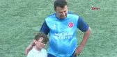 İSTANBUL-Bağcılar'da şöhretler karması, futbol maçında karşı karşıya geldi
